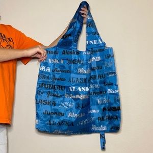 Reusable Alaskan tote bag